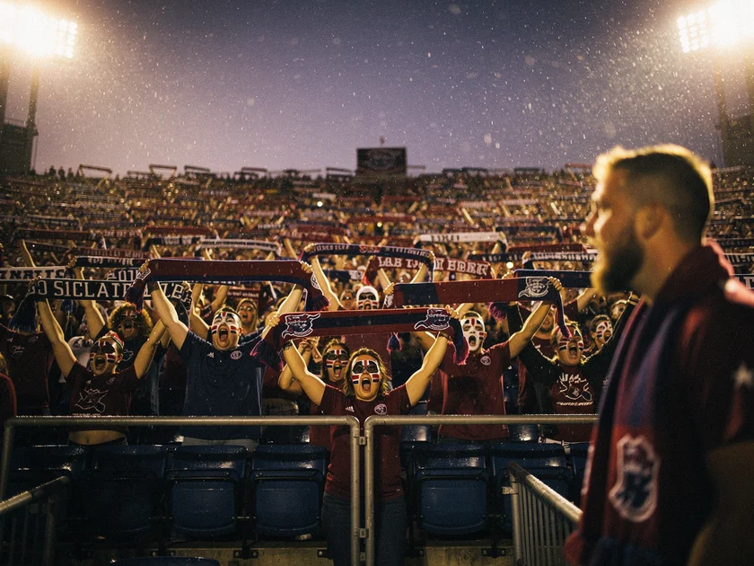 Chicago Bears defensive end Khalil Mack in a pass-rush stance during an NFL game