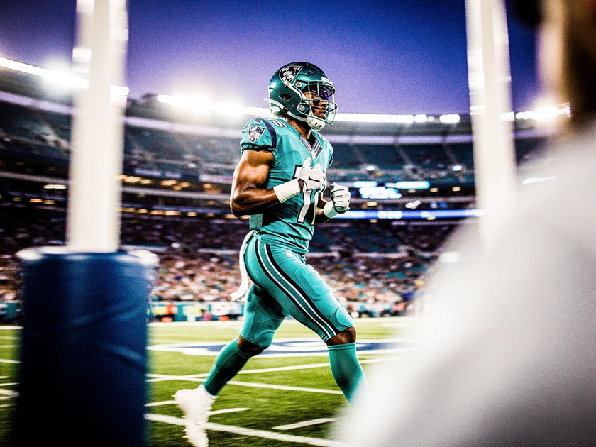 philadelphia-eagles-aj-brown-trade-rumors-0330 Philadelphia Eagles wide receiver A.J. Brown in action during an NFL game at Lincoln Financial Field
